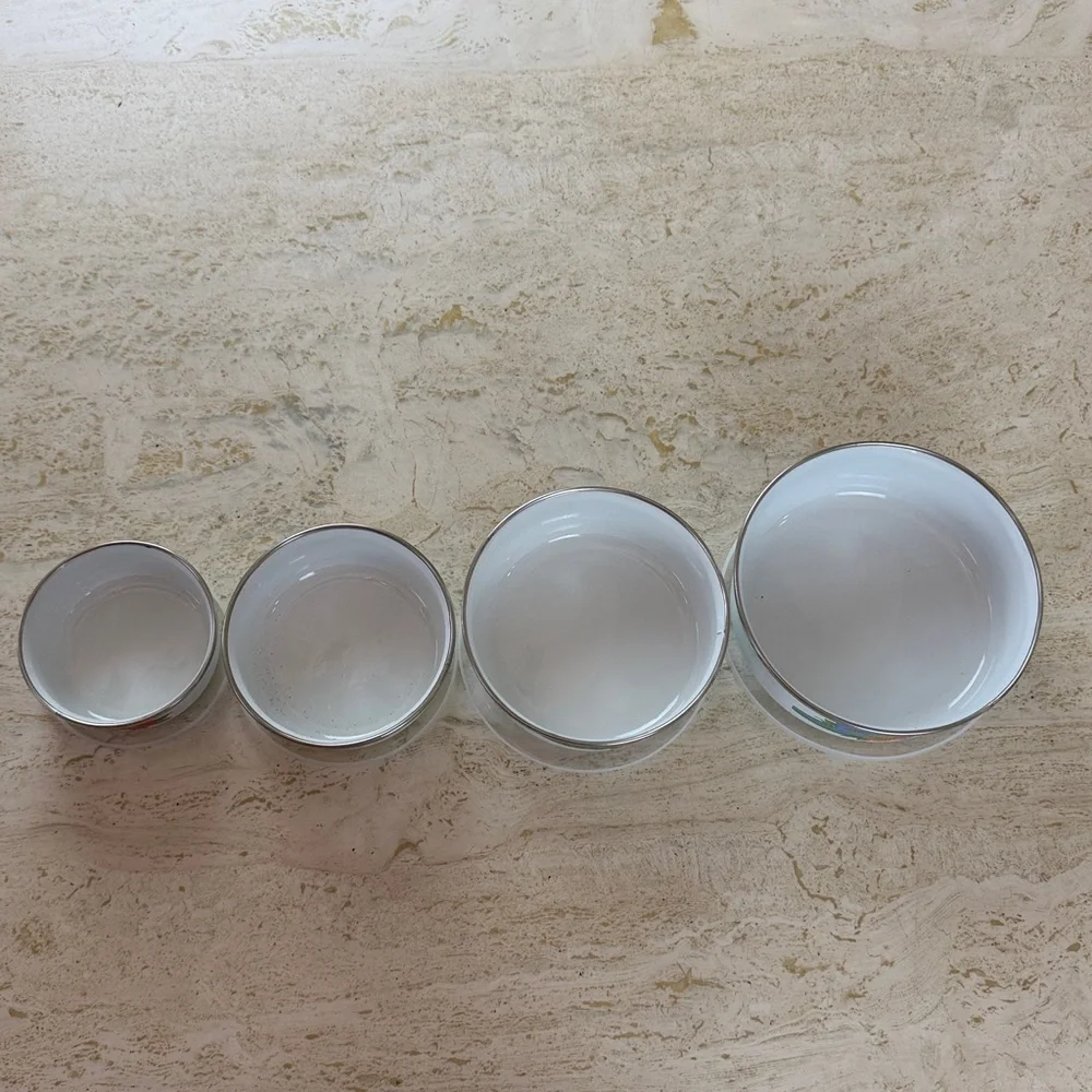 Vintage White Enamelware Nesting Bowls Set of 4 w Lids — Red/Orange/Blue Flowers